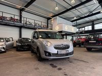 Gebraucht Opel Combo Edition 120 PS (88 kW) 2012 Silber Van / Kleinbus