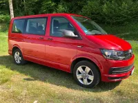 Gebraucht VW Multivan Trendline 150 PS (110 kW) 2015 Rot Van / Kleinbus