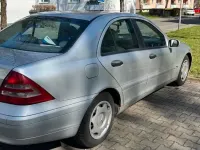 Gebraucht Mercedes C220 143 PS (105 kW) 2002 Silber Limousine