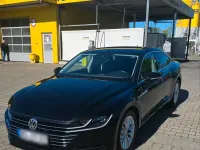 Gebraucht VW Arteon 150 PS (110 kW) 2019 Schwarz Kleinwagen