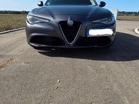 Gebraucht Alfa Romeo Giulia Super 179 PS (131 kW) 2017 Grau Limousine