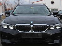 gebraucht BMW 330 d Touring xDrive Advantage Sport Aut.*AHK*