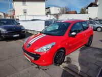Gebraucht Peugeot 206 73 PS (53 kW) 2012 Farbe rot aden/flach standard Kleinwagen