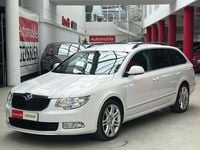 Gebraucht Skoda Superb Elegance 170 PS (125 kW) 2012 Weiß Kombi