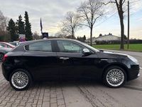 Gebraucht Alfa Romeo Giulietta Super 120 PS (88 kW) 2012 Schwarz Limousine