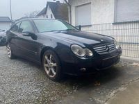 Gebraucht Mercedes C180 143 PS (105 kW) 2007 Blau Coupé