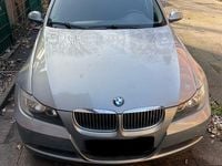 Gebraucht BMW 325 218 PS (160 kW) 2005 Silber Limousine