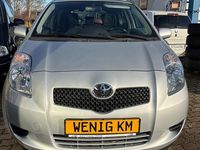 Gebraucht Toyota Yaris Sol 87 PS (63 kW) 2007 Silber Kleinwagen