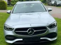 Gebraucht Mercedes C200 Avantgarde 163 PS (119 kW) 2022 Silber Kombi