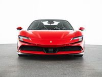 Gebraucht Ferrari SF90 780 PS (573 kW) 2025 Rot Cabrio