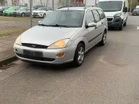 Używany Ford Focus 110 KM (80 kW) 2001 Szary Kombi