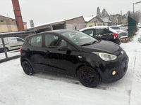 Gebraucht Hyundai i10 Trend 87 PS (63 kW) 2015 Schwarz Kleinwagen