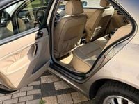 Gebraucht Peugeot 607 133 PS (97 kW) 2003 Gold Limousine