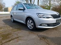 gebraucht Skoda Fabia 1.2l TSI 66kW Ambition Combi Ambition