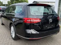 Gebraucht VW Passat Highline 150 PS (110 kW) 2017 Schwarz Kombi