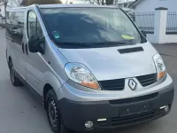 Gebraucht Renault Trafic 145 PS (106 kW) 2006 Silber Van / Kleinbus