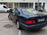 Gebraucht Mercedes 320 220 PS (161 kW) 1996 Blau Limousine