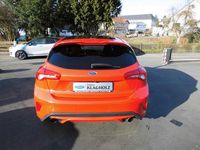Gebraucht Ford Focus ST 280 PS (205 kW) 2020 Rot Limousine