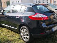 Gebraucht Renault Mégane 101 PS (74 kW) 2011 Schwarz Limousine