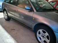 Gebraucht Audi A4 125 PS (91 kW) 1996 Grau Kombi