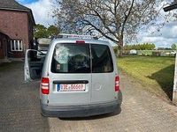 Second-hand VW T5 102 CP (75 kW) 2014 Argintiu Van