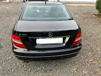 Gebraucht Mercedes C180 156 PS (114 kW) 2011 Schwarz Limousine