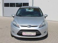 Gebraucht Ford Fiesta 69 PS (50 kW) 2012 Silber Kleinwagen