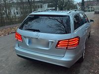 Second-hand Mercedes E220 170 CP (125 kW) 2015 Argintiu Break
