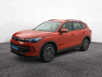 Gebraucht VW Tiguan R 150 PS (110 kW) 2025 Persimmon red metallic SUV
