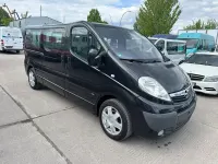 Gebraucht Opel Vivaro 145 PS (106 kW) 2010 Schwarz Van / Kleinbus