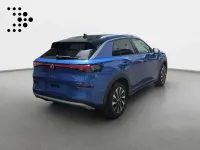 Neu VW T-Roc Style 116 PS (85 kW) 2026 Celestial blue metallic schwar SUV
