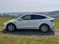 Gebraucht Tesla Model Y RWD 219 kW (299 PS) 2023 Weiß SUV
