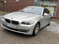 Gebraucht BMW 523 204 PS (150 kW) 2010 Silber Limousine