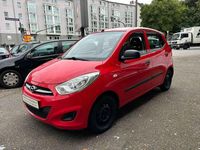 Gebraucht Hyundai i10 Classic 69 PS (50 kW) 2012 Rot Kleinwagen