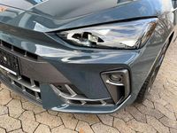 Gebraucht Cupra Leon 150 PS (110 kW) 2024 Blau Limousine