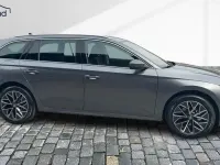 Neu Skoda Octavia Selection 150 PS (110 kW) 2026 Grau Kombi