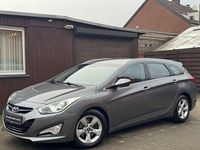 Gebraucht Hyundai i40 Edition 135 PS (99 kW) 2014 Silber Kombi