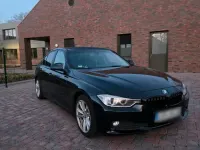 Gebraucht BMW 320 163 PS (119 kW) 2014 Schwarz Limousine