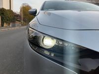 Usata Mazda 3 122 CV (89 kW) 2019 Argento Utilitaria