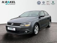 Gebraucht VW Jetta Comfortline 160 PS (117 kW) 2011 Grau Limousine