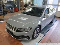 Gebraucht VW Passat GTE 218 PS (160 kW) 2022 Mondsteingrau Kombi