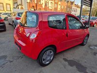 Gebraucht Renault Twingo Expression 75 PS (55 kW) 2012 Hellrot Kleinwagen