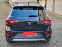 Gebraucht VW T-Roc Life 110 PS (80 kW) 2023 Schwarz SUV