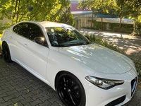 Gebraucht Alfa Romeo Giulia 180 PS (132 kW) 2018 Weiß Limousine