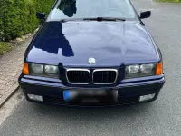Gebraucht BMW 318 140 PS (102 kW) 1997 Blau Limousine