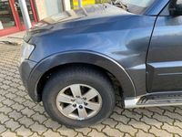 gebraucht Mitsubishi Pajero 3.2 DI-D. ..........