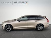 Gebraucht Volvo V60 Plus 455 PS (334 kW) 2023 Bright dusk / metallic Kombi