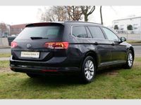 Gebraucht VW Passat Business 150 PS (110 kW) 2022 Deep black perleffekt Kombi