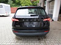 Gebraucht Skoda Karoq Active 110 PS (80 kW) 2023 Cerna magic/black magic SUV