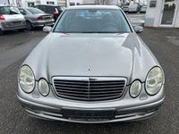 Gebraucht Mercedes E200 163 PS (119 kW) 2003 Silber Limousine